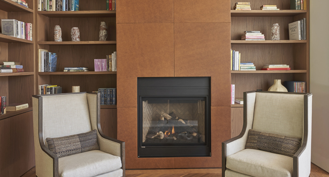 Living room design: Customized bookcase corner, wood finish