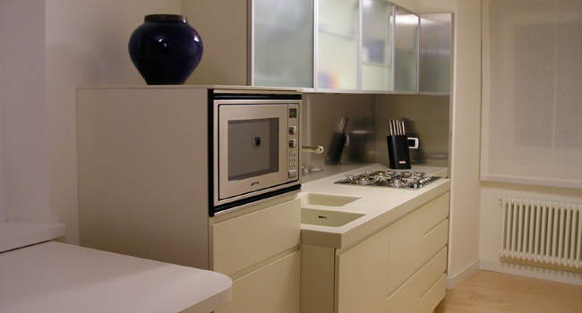 Kitchen design: Modern kitchen in dark oak