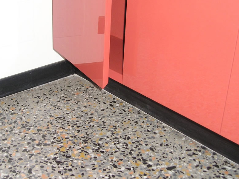 Equipped wall on rack