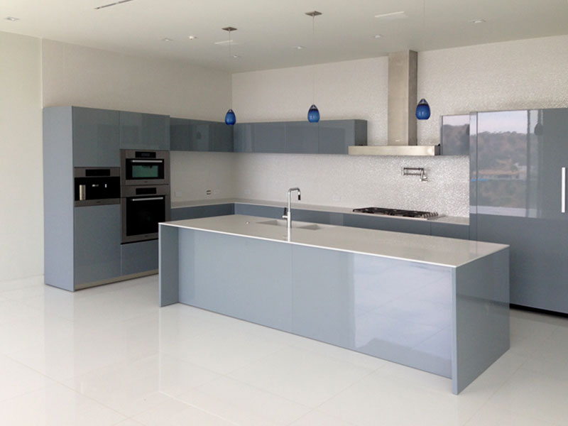 Kitchen cabinets in grey high-gloss lacquer - Miami