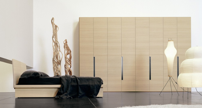 progettazione d'interni: armadio battente e letto in finitura rovere sbiancato