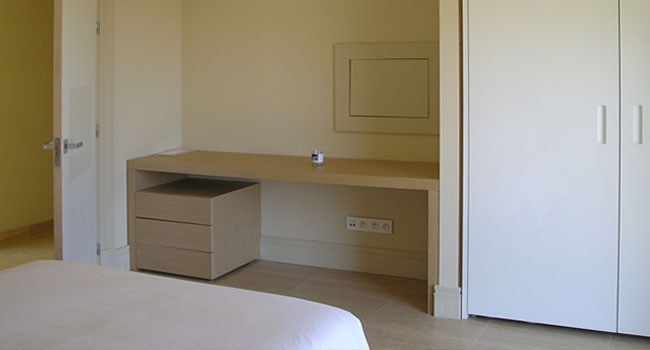 cucina laccata grigio lucido