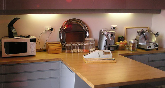 cucina laccata grigio lucido